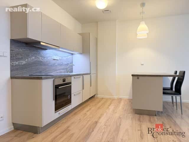 Pronájem byt 2+kk, 56 m², osobní, Opava – Předměstí