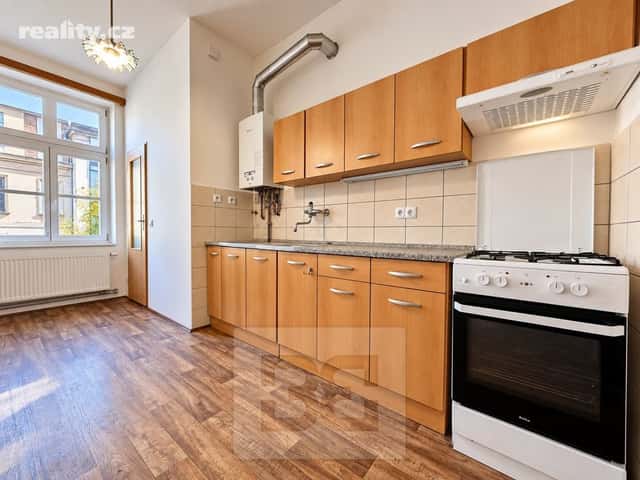 Pronájem byt 1+1, 38 m², cihla, osobní, Petřínská, Praha 5 – Malá Strana