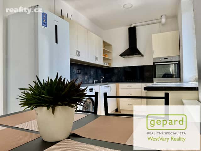 Prodej byt 3+1, 67 m², cihla, osobní, Sokolovská, Karlovy Vary – Rybáře
