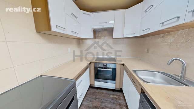Prodej byt 2+kk, 45 m², panel, osobní, Katovická, Praha 8 – Bohnice