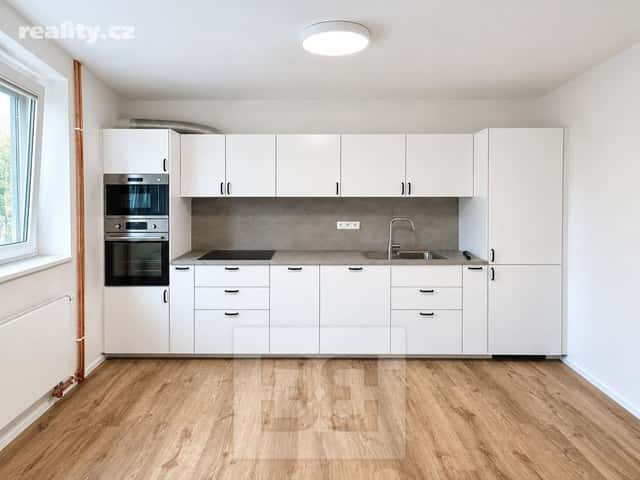 Pronájem byt 2+1, 84 m², cihla, osobní, K Sadu, Horoměřice, okres Praha-západ