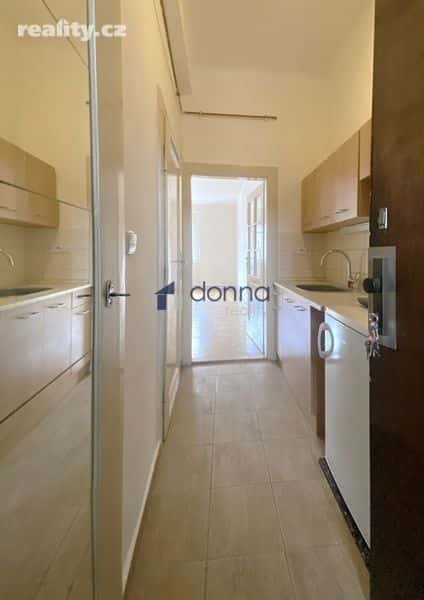 Prodej byt 1+kk, 32 m², osobní, Za poštou, Praha 10 – Strašnice