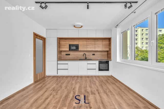 Prodej byt 2+kk, 60 m², panel, družstevní, Švermova, Liberec – Františkov
