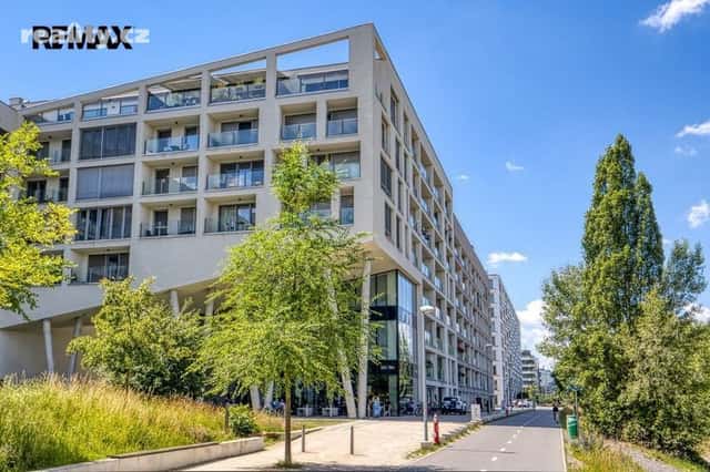 Pronájem byt 4+kk, 114 m², osobní, Za Karlínským přístavem, Praha 8 – Karlín