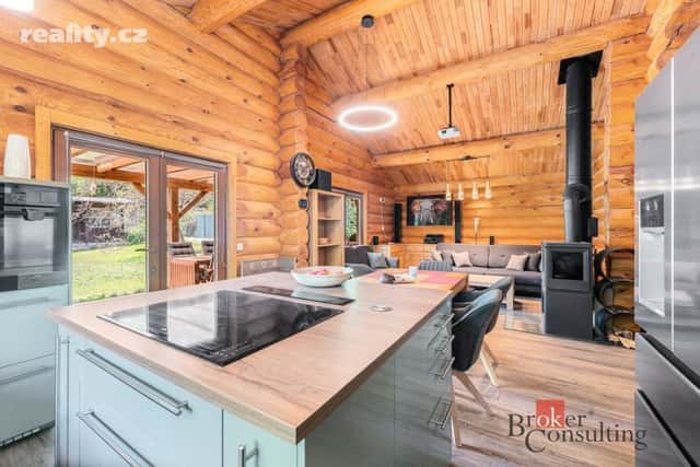 Prodej dům 154 m², pozemek 1.388 m², Kamenice – Skuheř, okres Praha-východ