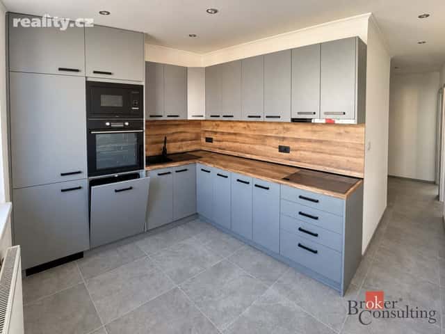 Pronájem byt 2+1, 60 m², družstevní, Jirkov, okres Chomutov