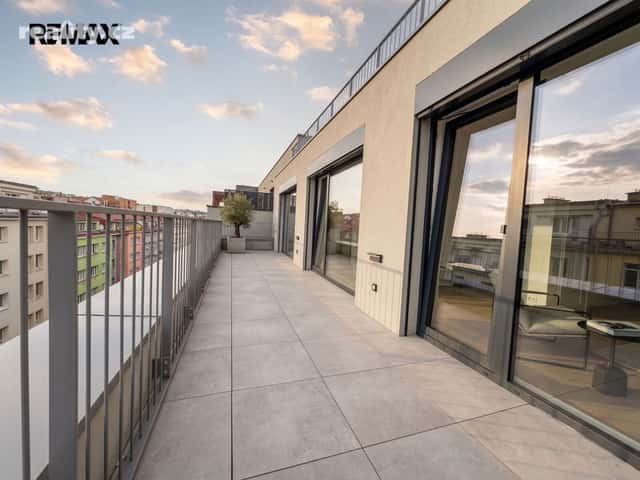 Pronájem byt 2+kk, 76 m², osobní, Drahobejlova, Praha 9 – Libeň