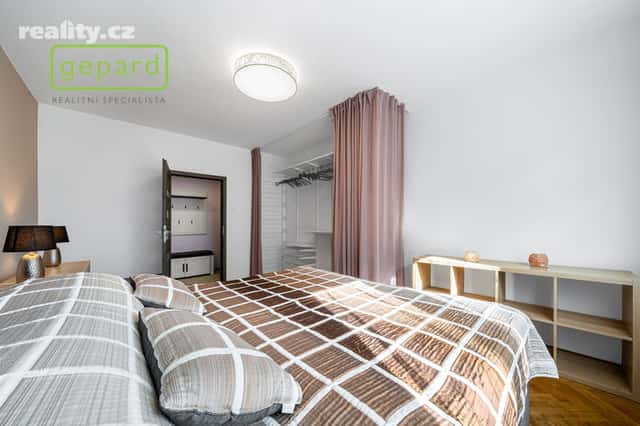 Prodej byt 2+1, 66 m², panel, osobní, Karla Čapka, Sokolov