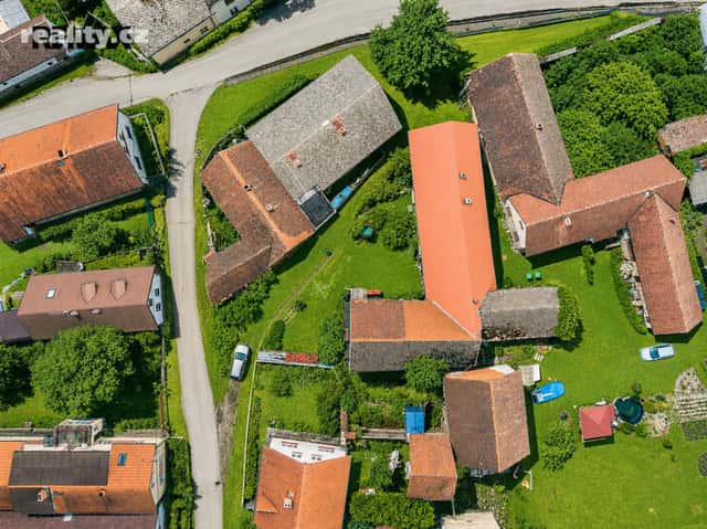 Prodej venkovské stavení 231 m², pozemek 654 m², Popovice, okres Benešov