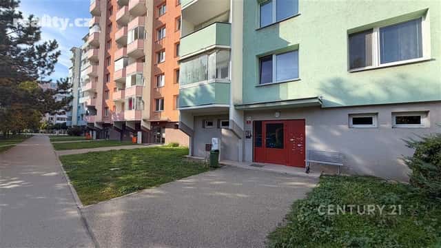 Prodej byt 2+1, 50 m², panel, osobní, Na Loučkách, Kuřim, okres Brno-venkov