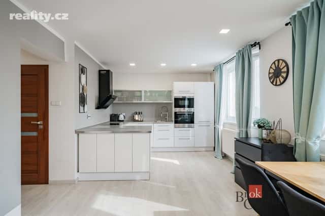 Prodej byt 3+kk, 78 m², osobní, Nová Ves, okres Praha-východ