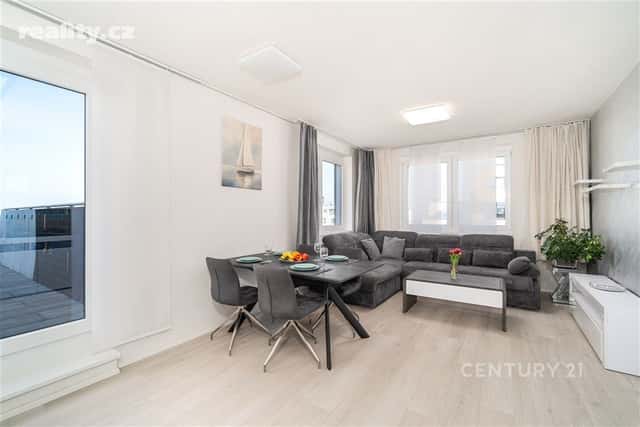 Prodej byt 2+kk, 55 m², osobní, Honzíkova, Praha 10 – Dolní Měcholupy