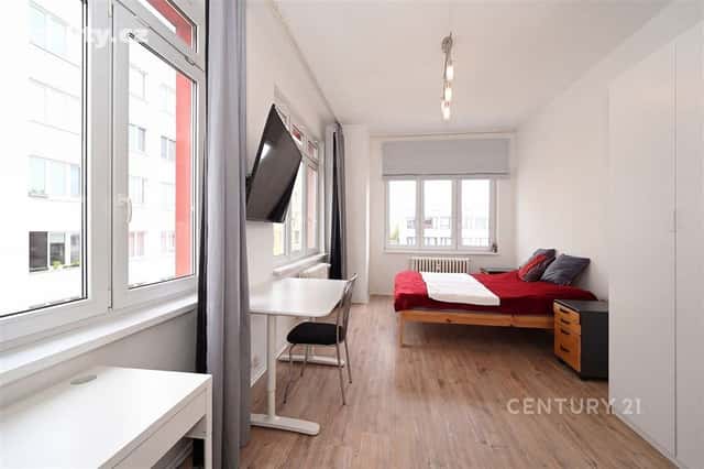 Prodej byt 2+1, 55 m², panel, osobní, Třinecká, Praha 9 – Letňany