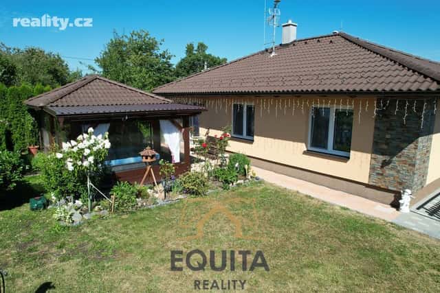 Prodej dům 114 m², pozemek 510 m², Třemblatská, Zvánovice, okres Praha-východ