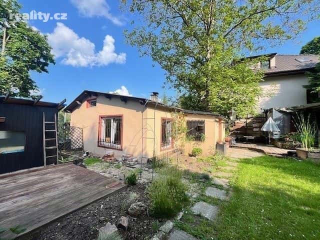 Pronájem dům 2+1, 65 m², pozemek 1 m², Lokalita neuvedena