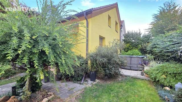 Prodej dům 4+2, 140 m², pozemek 417 m², Praha 10 – Strašnice