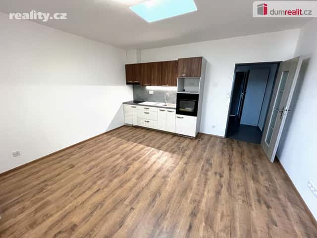 Pronájem byt 2+kk, 55 m², osobní, Osvobození, Slavičín, okres Zlín