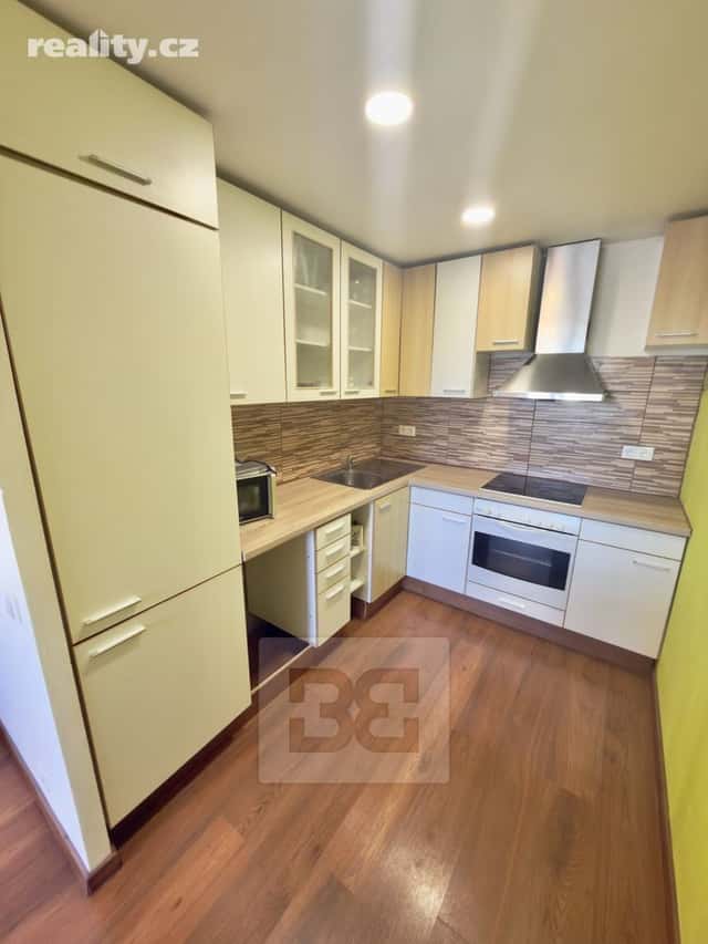 Pronájem byt 3+kk, 68 m², panel, osobní, Vašíčkova, Kladno