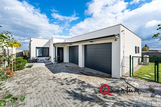 Prodej dům 244 m², pozemek 873 m², Dalovská, Divišov, okres Benešov