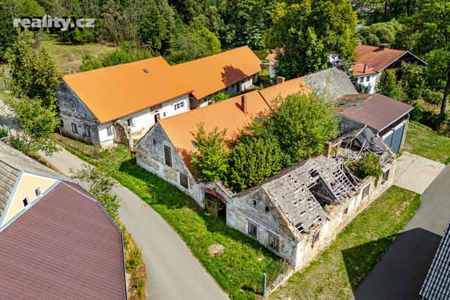 Prodej dům 223 m², pozemek 1.961 m², Lásenice, okres Jindřichův Hradec