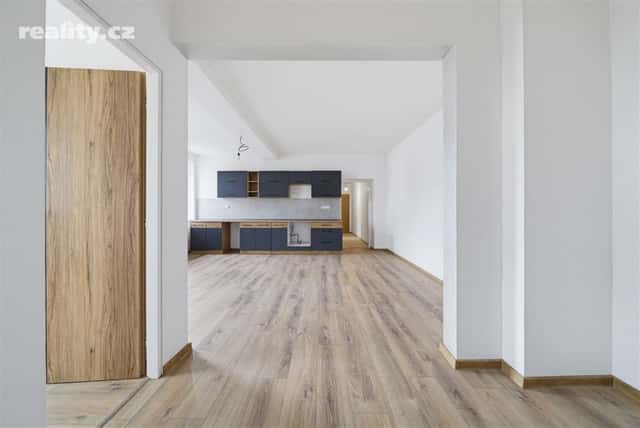 Prodej byt 4+kk, 85 m², cihla, osobní, Závodu míru, Karlovy Vary – Stará Role