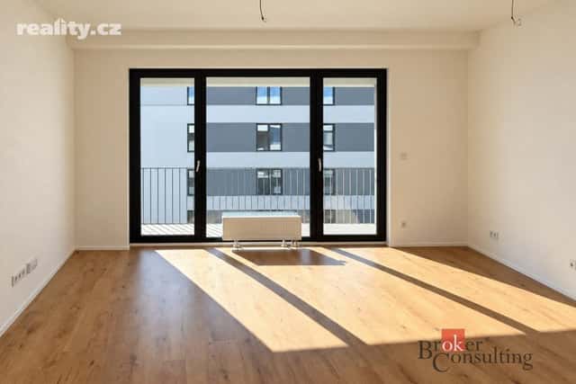 Prodej byt 1+kk, 34 m², osobní, Železná, Plzeň – Jižní Předměstí, okres Plzeň-město