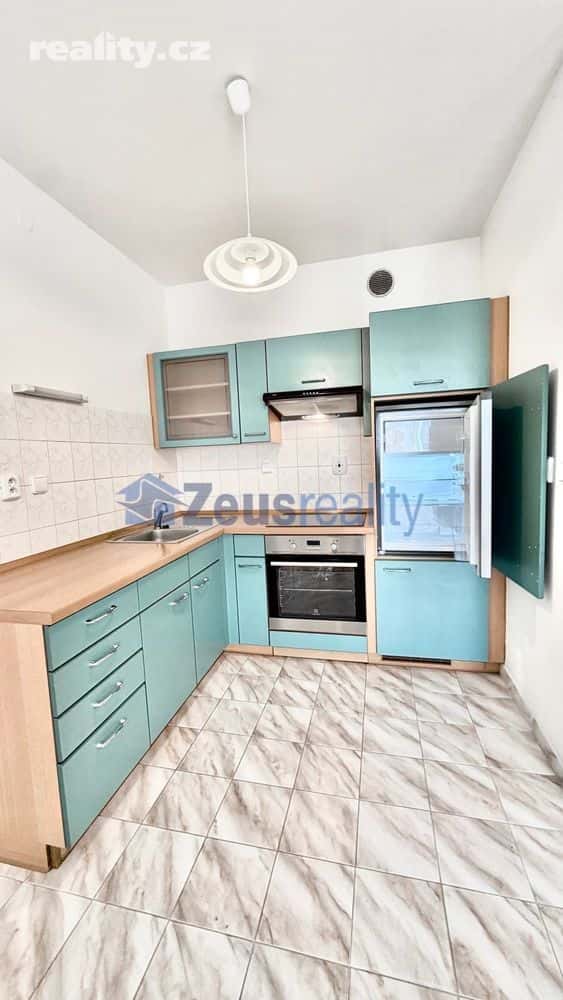 Pronájem byt 1+kk, 39 m², osobní, Trojská, Praha 8 – Troja