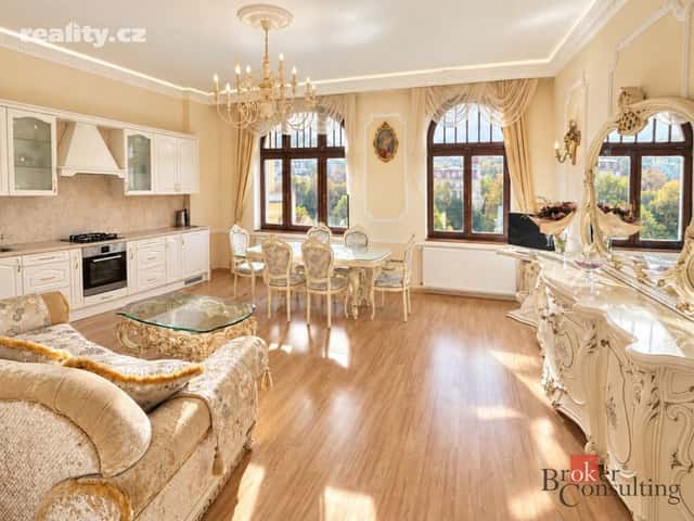 Pronájem byt 2+1, 65 m², osobní, Karlovy Vary