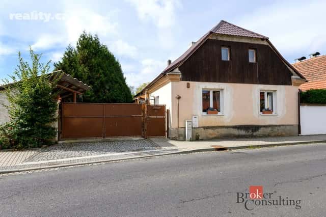 Prodej dům 230 m², pozemek 723 m², Dolní Lukavice, okres Plzeň-jih
