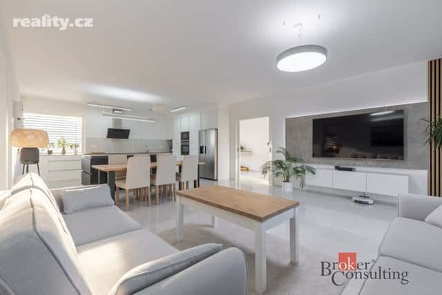 Prodej dům 259 m², pozemek 789 m², Dambořice, okres Hodonín