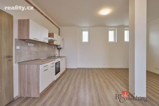 Pronájem byt 1+kk, 43 m², osobní, Mlékojedy, okres Litoměřice