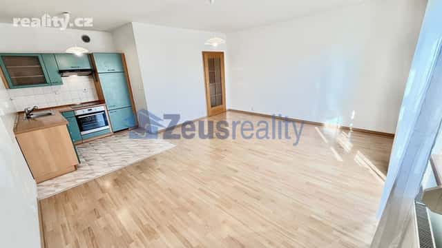 Pronájem byt 1+kk, 39 m², osobní, Trojská, Praha 8 – Troja