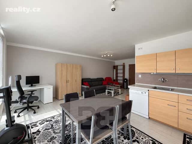 Pronájem byt 3+kk, 71 m², panel, osobní, Lipová, Brandýs nad Labem, okres Praha-východ