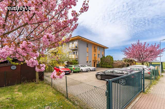 Pronájem byt 2+kk, 62 m², osobní, Pražská, Šestajovice, okres Praha-východ