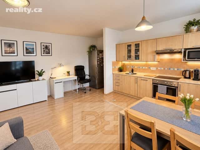 Prodej byt 2+kk, 45 m², osobní, Kostomlatská, Praha 9 – Letňany