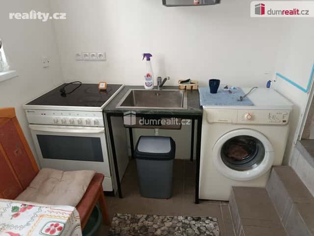 Pronájem dům 110 m², pozemek 152 m², U viaduktu, Lety, okres Praha-západ