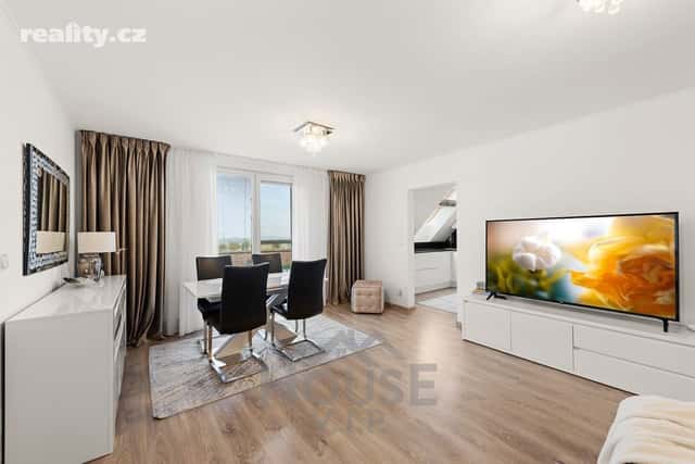 Prodej byt 3+1, 65 m², osobní, Gabčíkova, Nehvizdy, okres Praha-východ