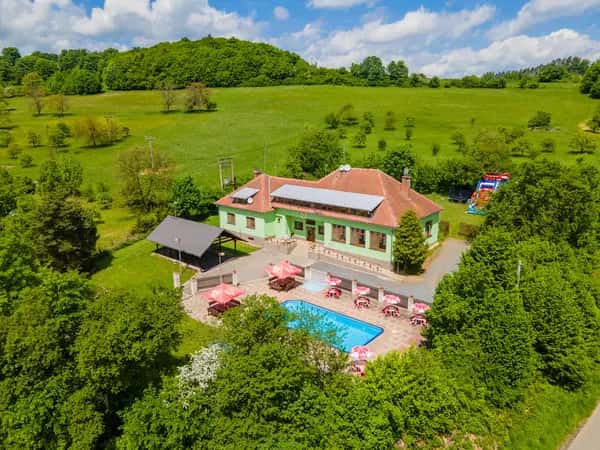 Rodinný penzion na prodej, 4 003 m2, Bolešín, Bolešín