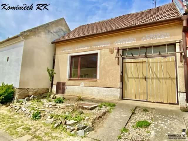 Rodinný dům na vesnici - chalupa, Žádovice, okres Hodonín