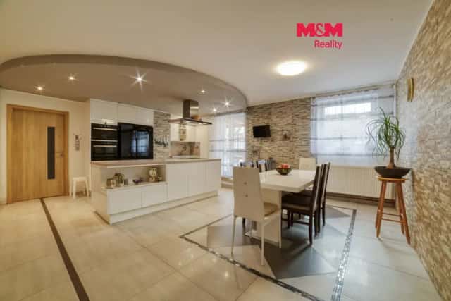 Prodej rodinného domu, 252 m2, Planá u Mar. Lázní - Týnec, Planá, okres Tachov