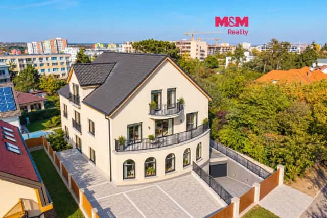 Prodej bytu 6+1 a větší, 163 m2, Praha, ul. Pod třešněmi, Pod třešněmi, Praha