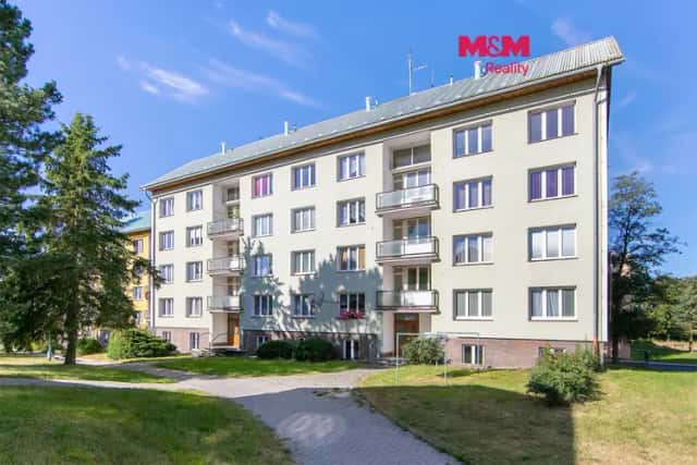 Prodej bytu 3+1, 85 m2, Toužim, ul. Sídliště, Sídliště, Toužim, okres Karlovy Vary