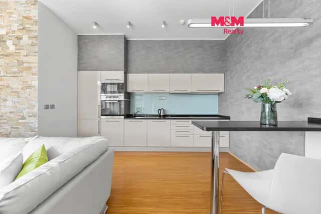 Prodej bytu 3+kk, 98 m2, Liberec, ul. Uralská, Uralská, Liberec