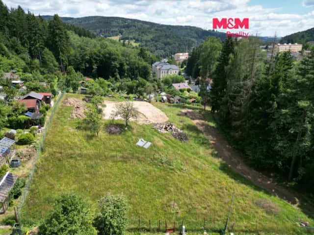 Prodej pozemku se stavebním povolením v Tanvaldu, Tanvald, okres Jablonec nad Nisou