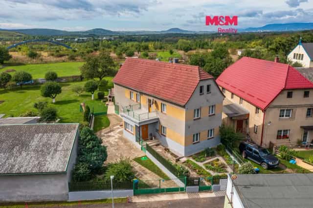 Prodej rodinného domu - Český Újezd, Chlumec, okres Ústí nad Labem