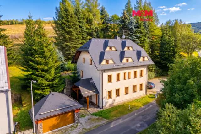 Prodej rodinného domu v Loučné pod Klínovcem, Loučná pod Klínovcem, okres Chomutov