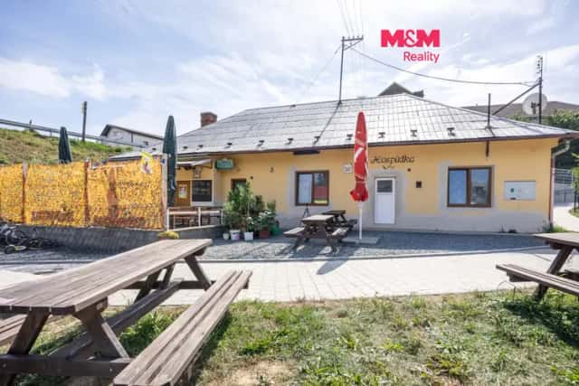 Prodej zavedené restaurace s bytem 1+1, Bílá Lhota, Bílá Lhota, okres Olomouc