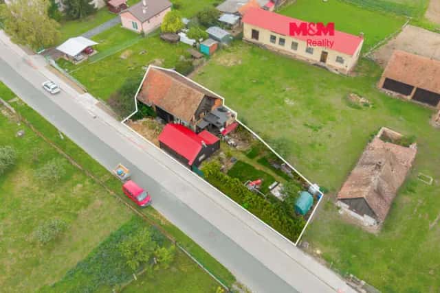 Prodej chaty se stodolou v Prasku, Prasek, okres Hradec Králové