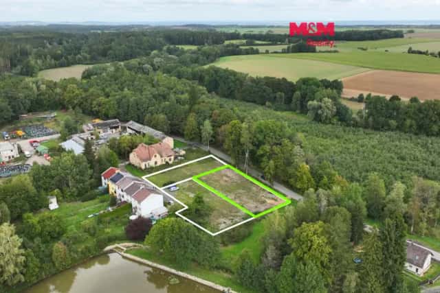 Prodej pozemku č.3 k bydlení, 1060 m2, Klucké Chvalovice, Klucké Chvalovice, Zbýšov, okres Kutná Hora