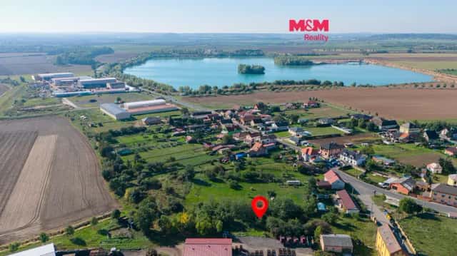 Prodej pozemku k bydlení v Zálezlicích, Zálezlice, okres Mělník